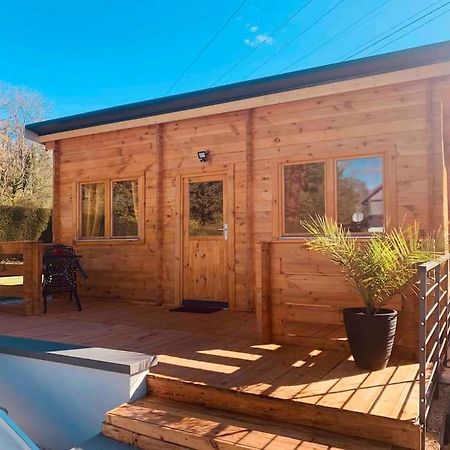 Corcieux Chalet 2 Personnes Avec Jacuzzi Et Piscine Saisonniere Partagee מראה חיצוני תמונה