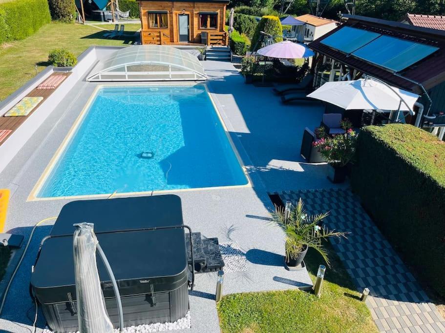 Corcieux Chalet 2 Personnes Avec Jacuzzi Et Piscine Saisonniere Partagee מראה חיצוני תמונה